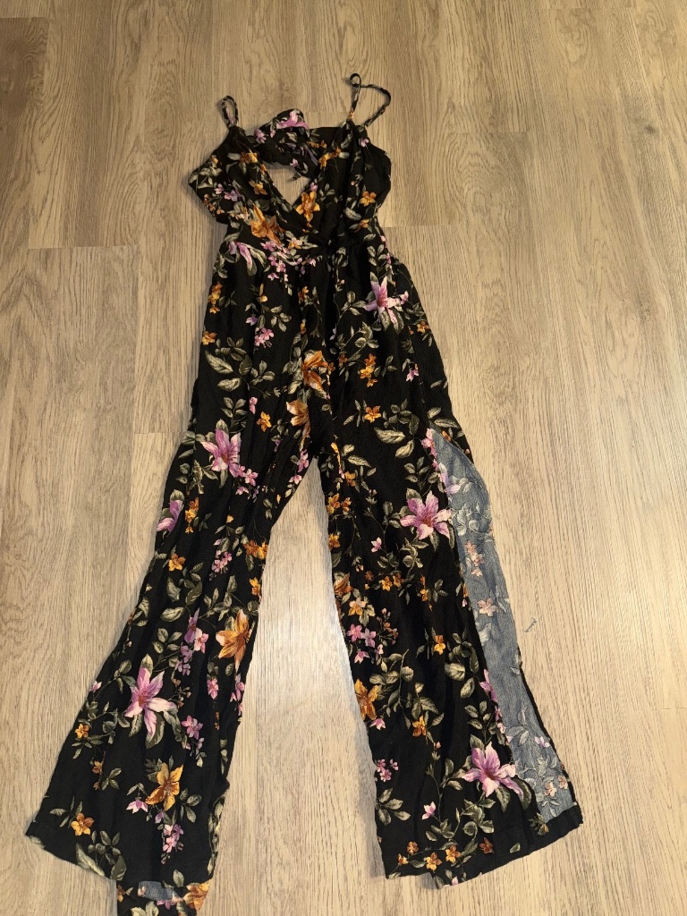 American Eagle Cottagecore Floral Wide Leg Jumpsuit Romper Open Back Tie Waist